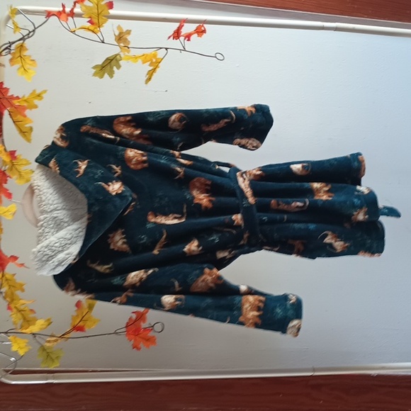 Dinosaur Plush Robe!! - Picture 2 of 8